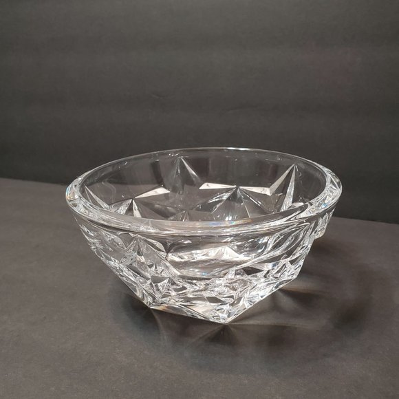 Vintage Tiffany Glass Bowl, Star Design, Cut Lead Crystal 8" Signed, Informatica - Picture 6 of 10